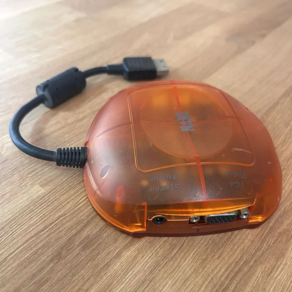 NAKI Dreamcast Converter for SEGA Dreamcast RCA+S VIDEO TO VGA Adapter